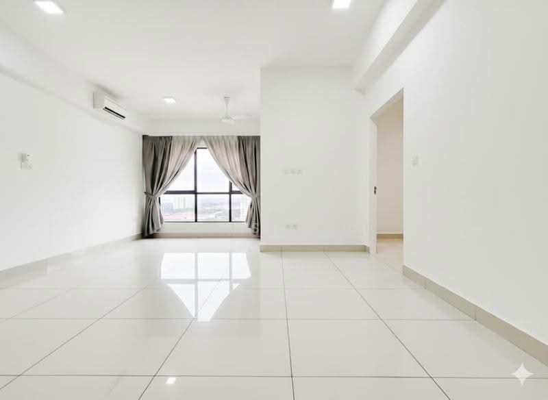 Kediaman Servis untuk Dijual di HYVE - Luwis Ling - Living Room - PropertyGuru.com.my