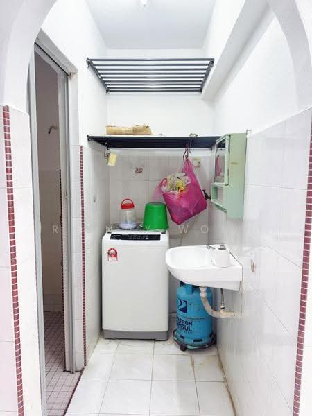 Apartment for Rent at Desa Delima - Rainny Wong - Bathroom - PropertyGuru.com.my