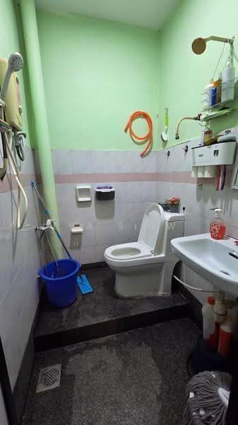 Rumah Teres 1-Tingkat untuk Dijual di Taman Nusa Bestari 2 (Iskandar Puteri (Nusajaya)) - Eva Siow - Bathroom - PropertyGuru.com.my