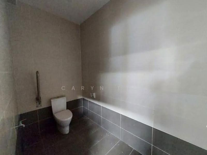 Detached Factory for Sale in Kulai (Johor) - Caryn Ter - Bathroom - PropertyGuru.com.my