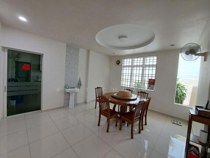 Rumah Berkembar untuk Dijual di Bandar Tasek Mutiara (Simpang Ampat) - Kent Chuah - Dining Room - PropertyGuru.com.my
