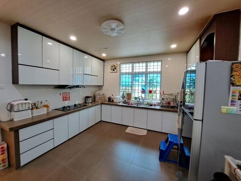 Rumah Berkembar untuk Dijual di Bandar Tasek Mutiara (Simpang Ampat) - Kent Chuah - Kitchen - PropertyGuru.com.my