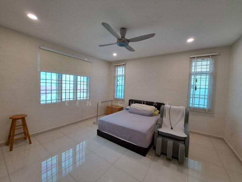 Rumah Berkembar untuk Dijual di Bandar Tasek Mutiara (Simpang Ampat) - Kent Chuah - Bedroom - PropertyGuru.com.my