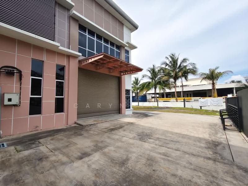 Cluster Factory for Rent in Taman Lagenda Putra (Kulai) - Caryn Ter - Exterior - PropertyGuru.com.my
