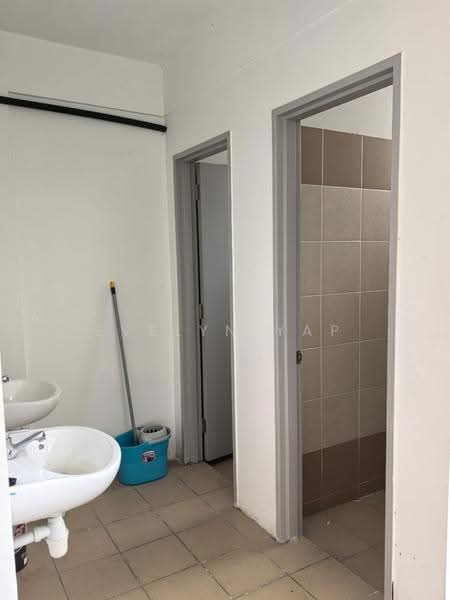 Kedai untuk Disewa di TAMAN PUCHONG UTAMA (Puchong) - Evelyn Yap - Bathroom - PropertyGuru.com.my
