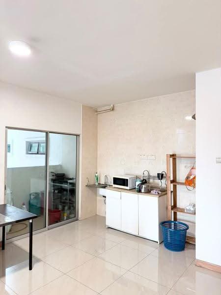 Kondominium untuk Dijual di Dynasty Garden Condominium - KINKI CHAN - Kitchen - PropertyGuru.com.my