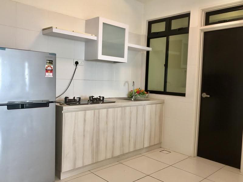 Kediaman Servis untuk Disewa di Sky View - KK Low - Kitchen - PropertyGuru.com.my