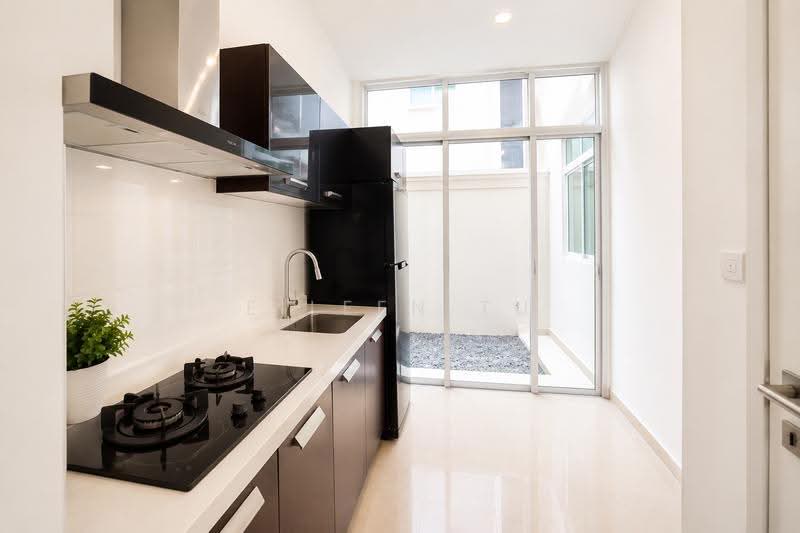 Rumah Berkembar untuk Disewa di Duta Tropika (Batu) - Eileen Tu - Kitchen - PropertyGuru.com.my