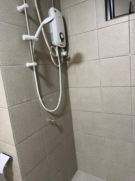 Pangsapuri untuk Disewa di Residensi Max - Ahmad Najib - Bathroom - PropertyGuru.com.my