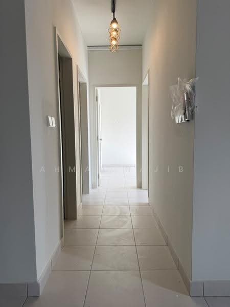 Pangsapuri untuk Disewa di Residensi Max - Ahmad Najib - Corridor - PropertyGuru.com.my