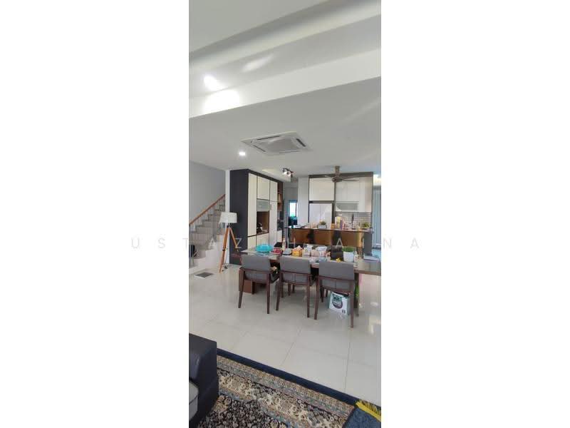 Rumah Teres 2-Tingkat untuk Dijual di Dengkil (Selangor) - Ustazah Aina - Dining Room - PropertyGuru.com.my