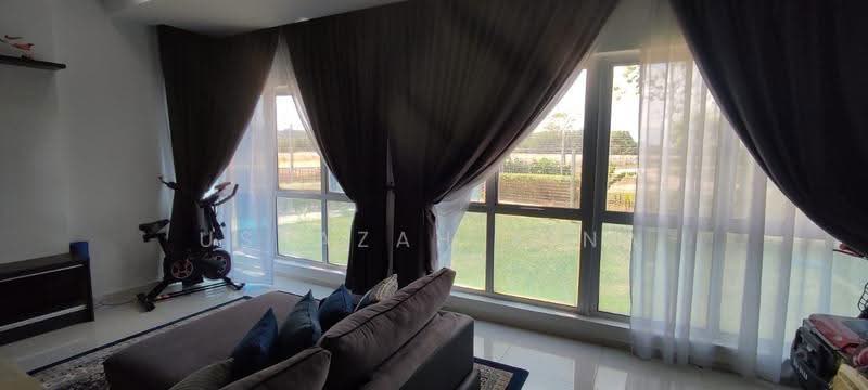Rumah Teres 2-Tingkat untuk Dijual di Dengkil (Selangor) - Ustazah Aina - Living Room - PropertyGuru.com.my