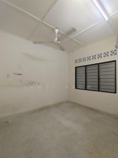 1-storey Terraced House for Sale in Taman Datuk Palembang (Bukit Baru) - James Yeow - PropertyGuru.com.my