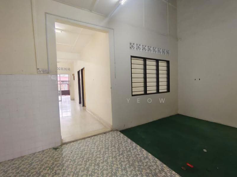 1-storey Terraced House for Sale in Taman Datuk Palembang (Bukit Baru) - James Yeow - PropertyGuru.com.my