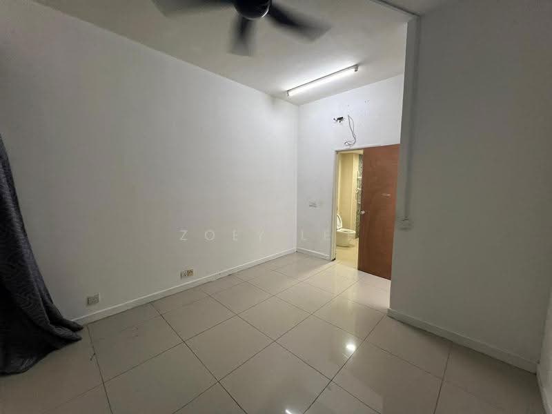 Kediaman Servis untuk Dijual di Greenfield Regency - Zoey Lee - Interior - PropertyGuru.com.my
