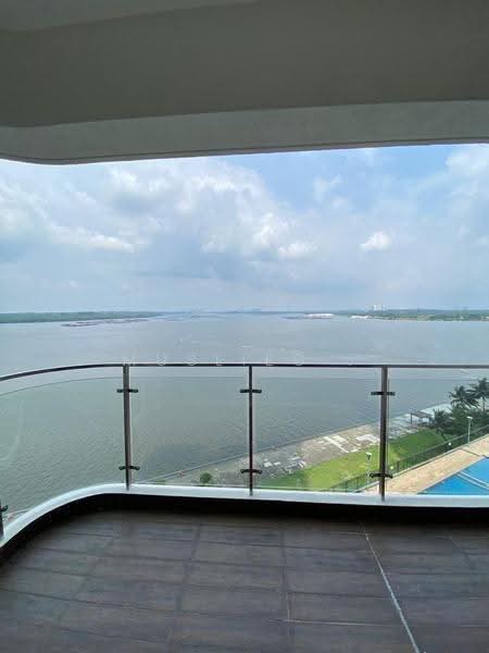 Condominium for Rent at Bay Laurel @ Country Garden Danga Bay - Muslieg . - PropertyGuru.com.my