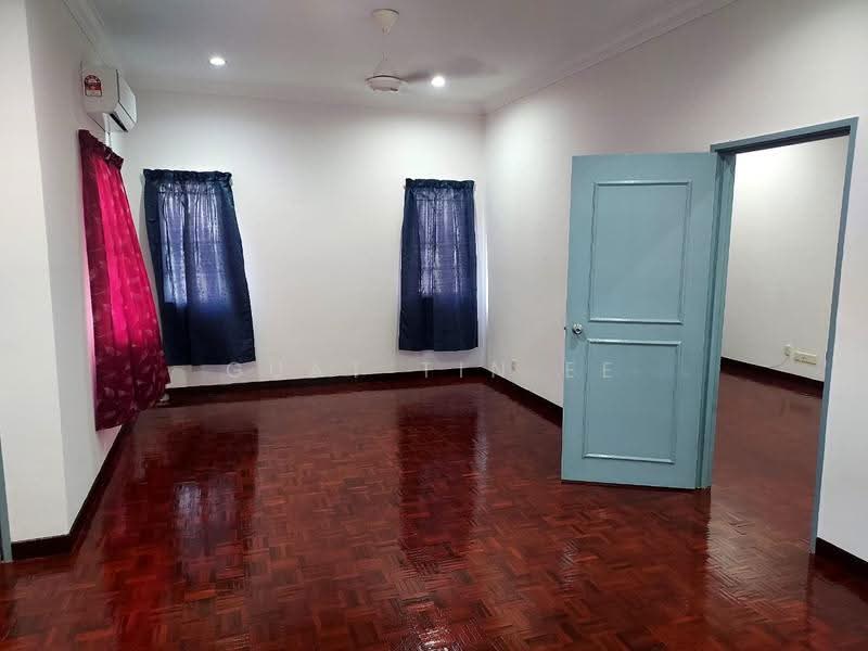 Rumah Teres 2-Tingkat untuk Disewa di Putra Heights (Subang Jaya) - Guat Tin Ee - Master Bedroom - PropertyGuru.com.my