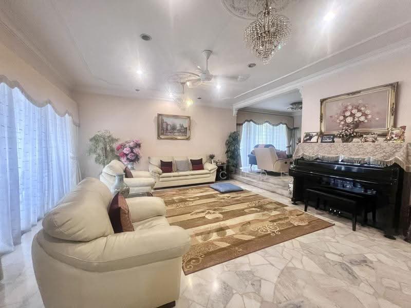 Rumah Berkembar untuk Dijual di SS 21, Damansara Utama (Petaling Jaya) - Chris Choe - Living Room - PropertyGuru.com.my
