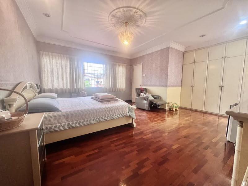 Rumah Berkembar untuk Dijual di SS 21, Damansara Utama (Petaling Jaya) - Chris Choe - Bedroom - PropertyGuru.com.my
