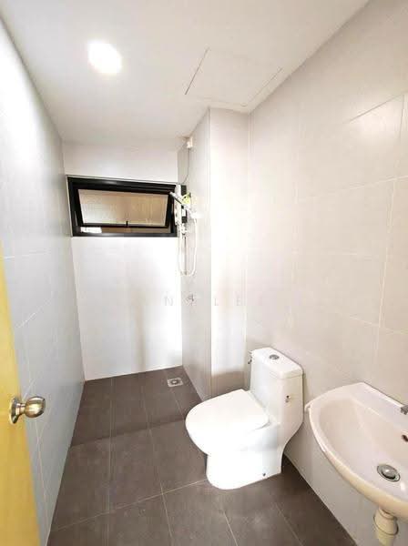 Service Residence for Rent at Sk One Residence - Evanslee . - Bathroom - PropertyGuru.com.my
