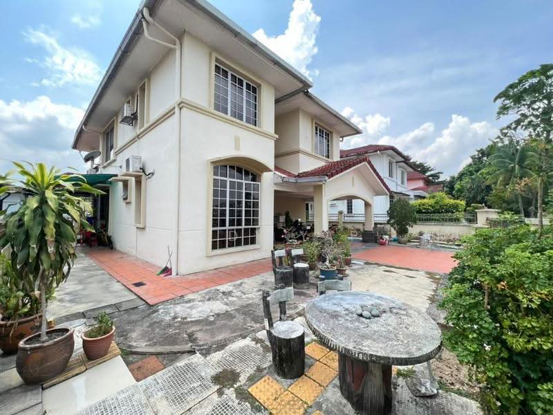 Bungalow House for Sale in Kota Emerald (Rawang) - Andy Yap - PropertyGuru.com.my