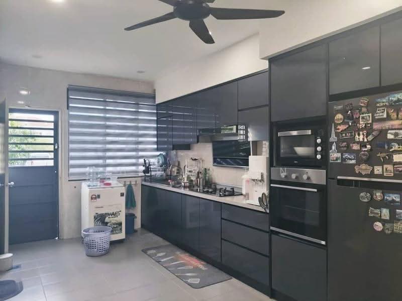 Rumah Teres 2-Tingkat untuk Dijual di Klang (Selangor) - Shereen Tan - Kitchen - PropertyGuru.com.my