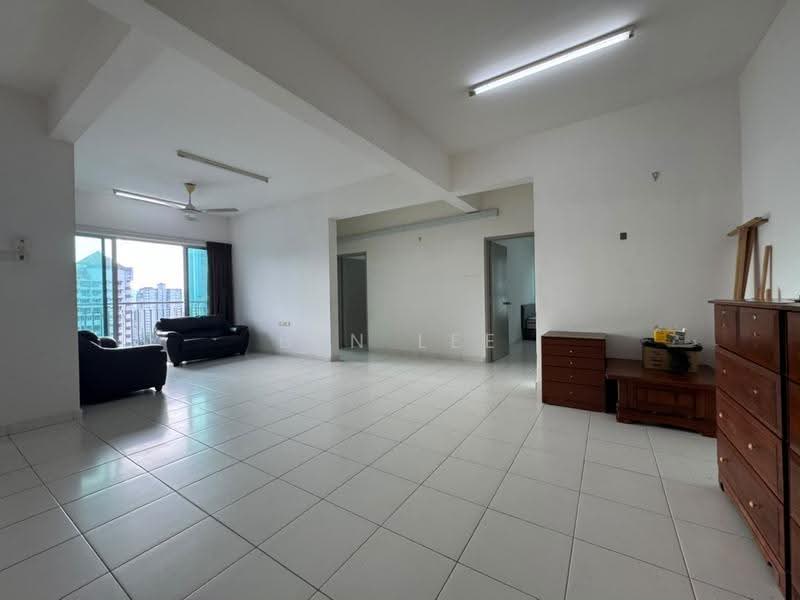 Kondominium untuk Dijual di The Golden Triangle Condominium - Ben Lee - Living Room - PropertyGuru.com.my