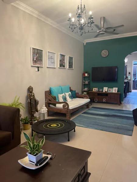 Terraced House for Sale in Bandar Kinrara Seksyen 9 (Bandar Kinrara) - Abu Mansur - Living Room - PropertyGuru.com.my