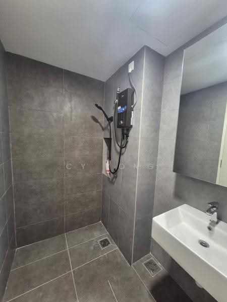 Kondominium untuk Disewa di D'Terra Residences - CY Yong - Bathroom - PropertyGuru.com.my