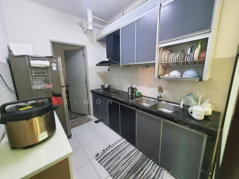 Pangsapuri untuk Dijual di Pangsapuri Seri Utama - Simon Teow - Kitchen - PropertyGuru.com.my
