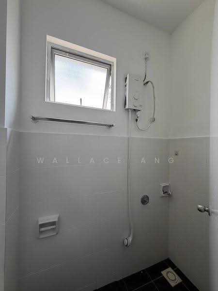 Rumah Teres 2-Tingkat untuk Disewa di Iskandar Puteri (Nusajaya) (Johor) - Wallace Ang - Bathroom - PropertyGuru.com.my