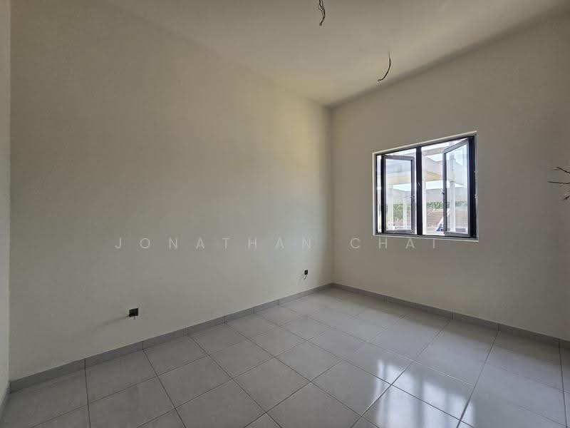 Rumah Teres 2-Tingkat untuk Dijual di Pekan Meru (Kapar) - Jonathan Chai - PropertyGuru.com.my