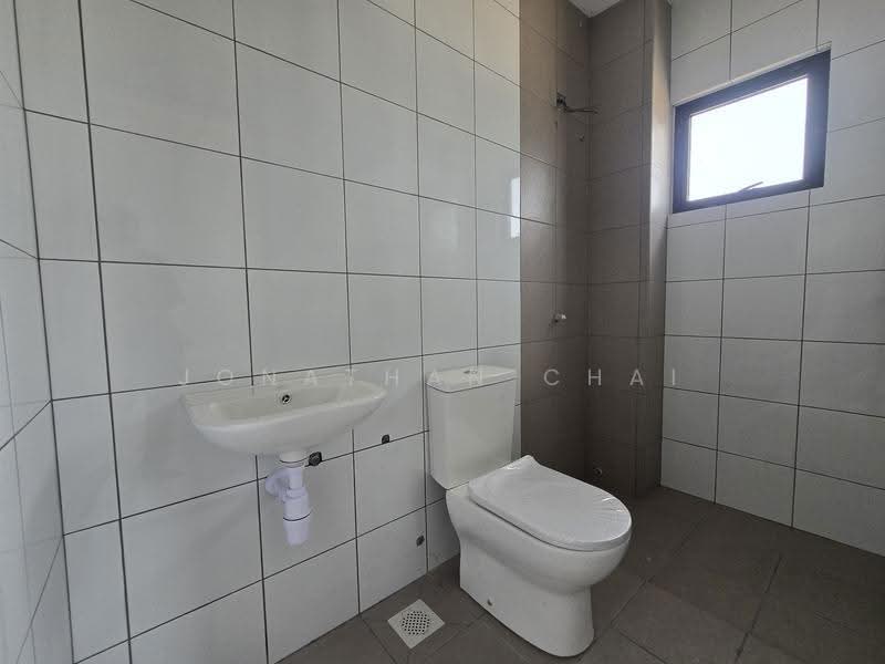 Rumah Teres 2-Tingkat untuk Dijual di Pekan Meru (Kapar) - Jonathan Chai - PropertyGuru.com.my