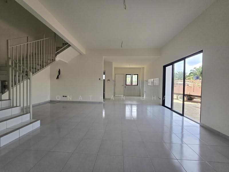 Rumah Teres 2-Tingkat untuk Dijual di Pekan Meru (Kapar) - Jonathan Chai - PropertyGuru.com.my