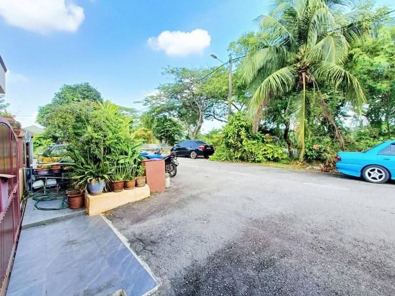 1-storey Terraced House for Sale in Seksyen 17 (Shah Alam) - Ahmad Syafiq - PropertyGuru.com.my