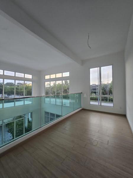 Rumah Teres 3-Tingkat untuk Dijual di Saujana Rawang (Rawang) - Jonathan Chai - PropertyGuru.com.my