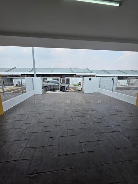 Rumah Teres 1-Tingkat untuk Disewa di Bandar Putra Kulai (Kulai) - Caryn Ter - Exterior - PropertyGuru.com.my