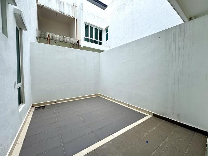 Semi-Detached House for Sale in Bandar Bukit Raja (Klang) - Ishak Ramli - Exterior - PropertyGuru.com.my