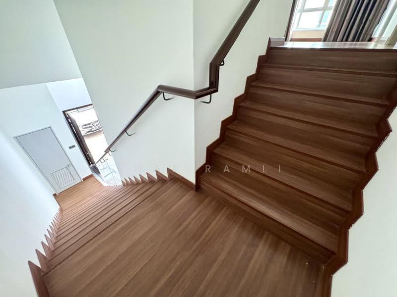 Semi-Detached House for Sale in Bandar Bukit Raja (Klang) - Ishak Ramli - Interior - PropertyGuru.com.my
