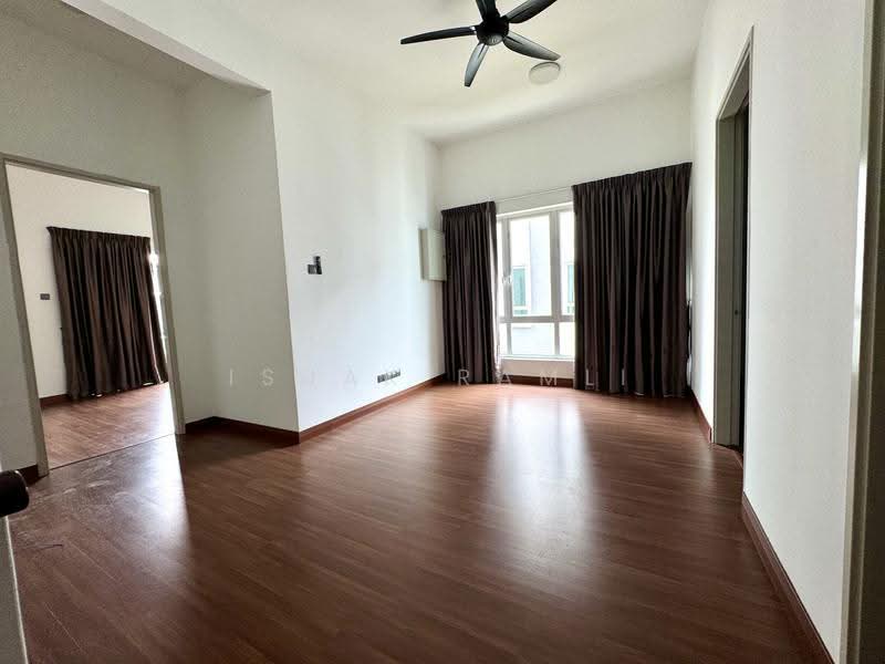 Semi-Detached House for Sale in Bandar Bukit Raja (Klang) - Ishak Ramli - Living Room - PropertyGuru.com.my