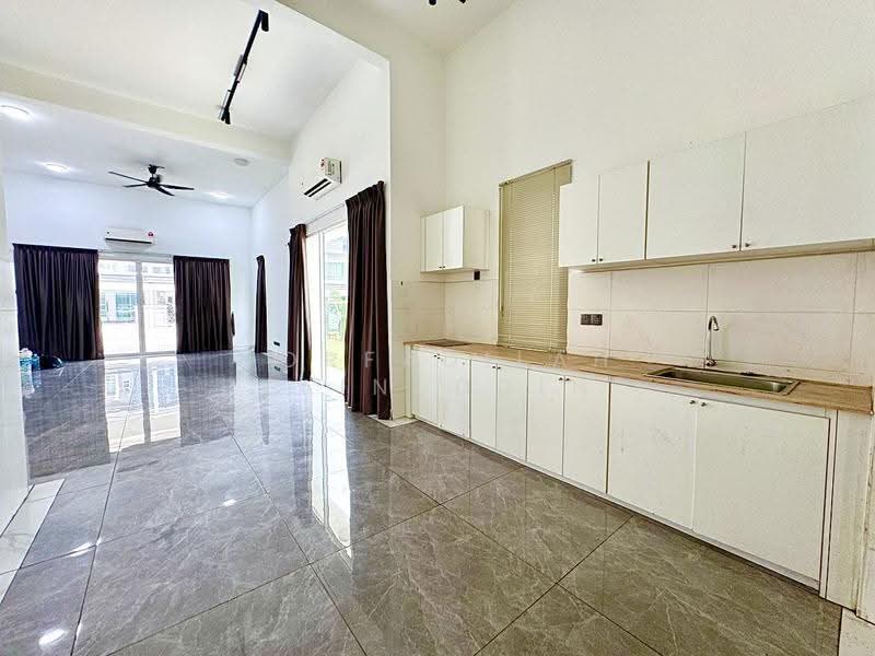 Semi-Detached House for Sale in Bandar Bukit Raja (Klang) - NORFADILAH ZAINUDDIN - Living Room - PropertyGuru.com.my