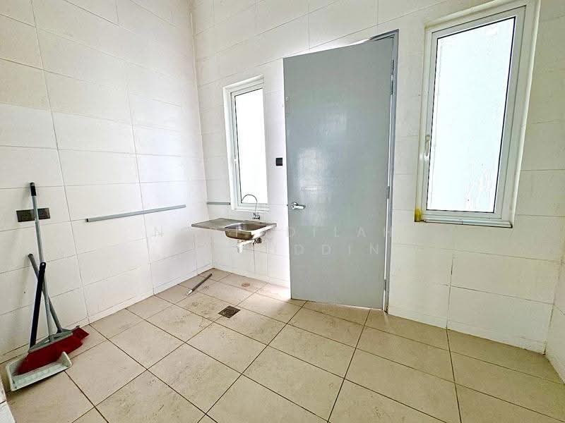 Semi-Detached House for Sale in Bandar Bukit Raja (Klang) - NORFADILAH ZAINUDDIN - Interior - PropertyGuru.com.my