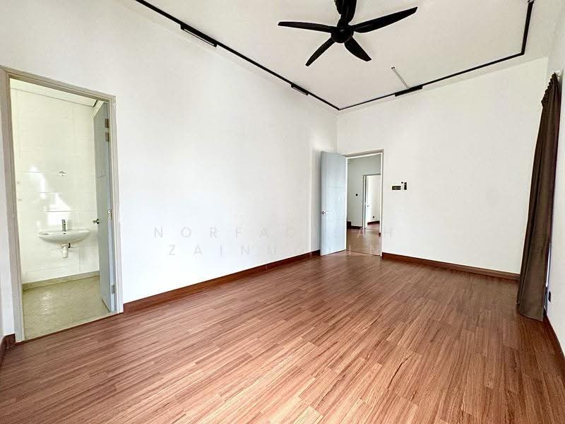 Semi-Detached House for Sale in Bandar Bukit Raja (Klang) - NORFADILAH ZAINUDDIN - Interior - PropertyGuru.com.my