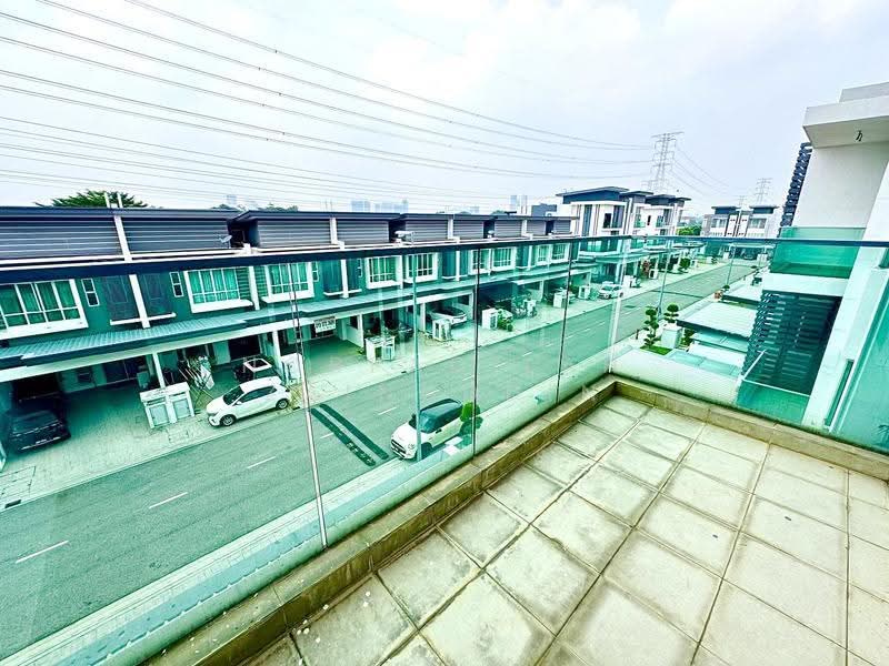 Semi-Detached House for Sale in Bandar Bukit Raja (Klang) - NORFADILAH ZAINUDDIN - Exterior - PropertyGuru.com.my
