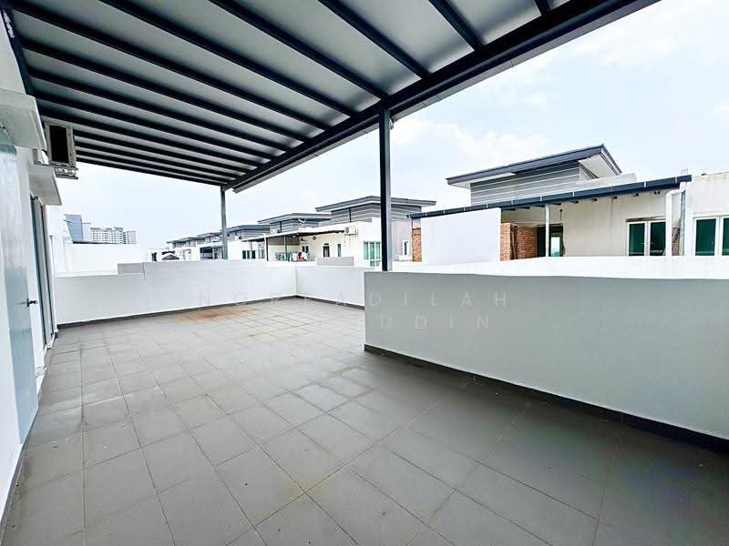 Semi-Detached House for Sale in Bandar Bukit Raja (Klang) - NORFADILAH ZAINUDDIN - Balcony - PropertyGuru.com.my