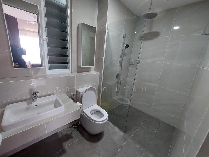 Kondominium untuk Disewa di Codrington Residence - Tony Cheah - Bathroom - PropertyGuru.com.my
