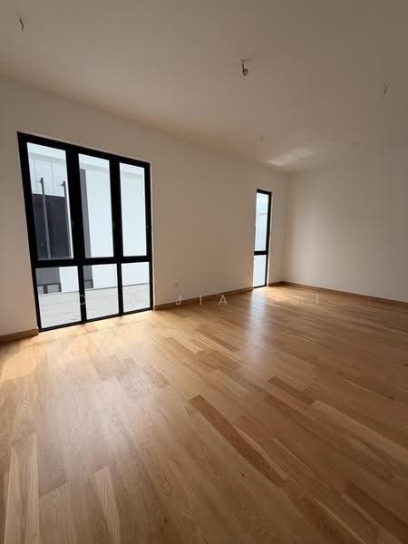 Bungalow House untuk Dijual di Seremban 2 (Seremban) - Ong Jia Hui - Living Room - PropertyGuru.com.my