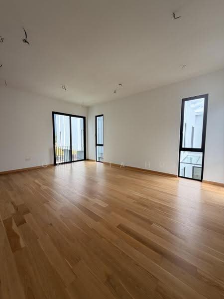 Bungalow House untuk Dijual di Seremban 2 (Seremban) - Ong Jia Hui - PropertyGuru.com.my