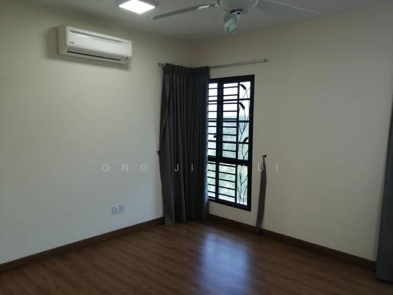 Bungalow House for Sale in Kekwa, Nilai Impian (Nilai) - Ong Jia Hui - Bedroom - PropertyGuru.com.my