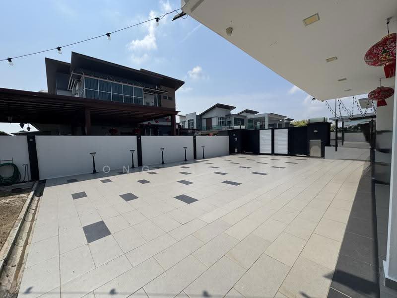 Bungalow House untuk Dijual di Dataran Segar, Lukut, Jalan Besar (Port Dickson) - Ong Jia Hui - PropertyGuru.com.my